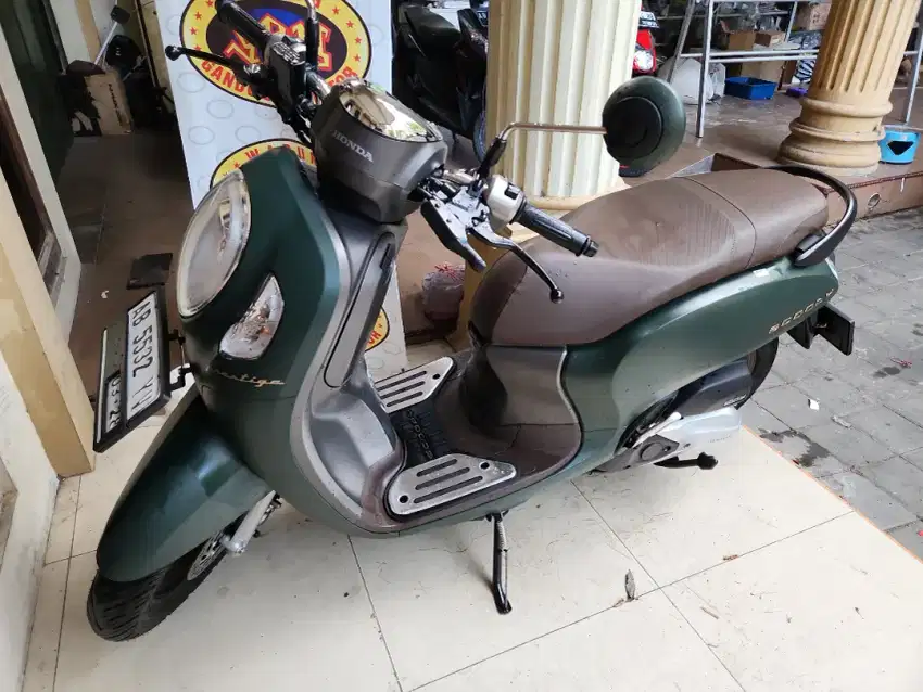 Scoopy 2023 keyless hijau Gbm