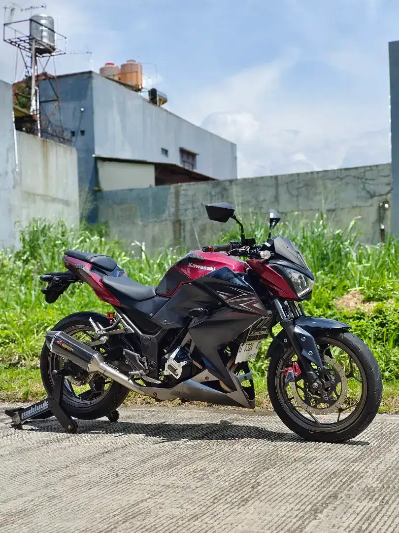 KAWASAKI Z250 FI TAHUN 2016 WARNA MERAH MAROON LANGKA