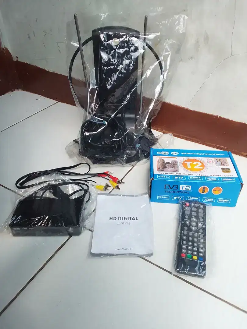 STB TV SETOPBOX DAN ANTENA DIGITAL TOYOASAKI NORMAL