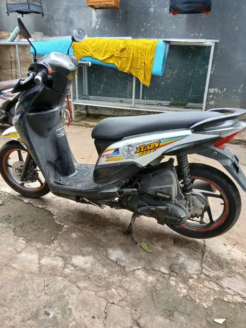 Dijual Honda Beat 2016