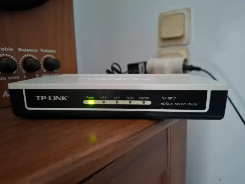 Modem router TP Link 8817