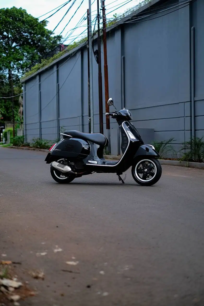 PIAGGIO VESPA MATIC GTS 150 4VIE IGET ABS 2018 BISA KREDIT