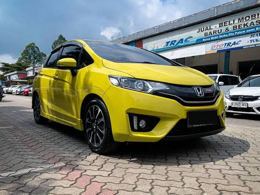 UPGRADE SUNROOF HONDA JAZZ RS 2017 AT KUNING