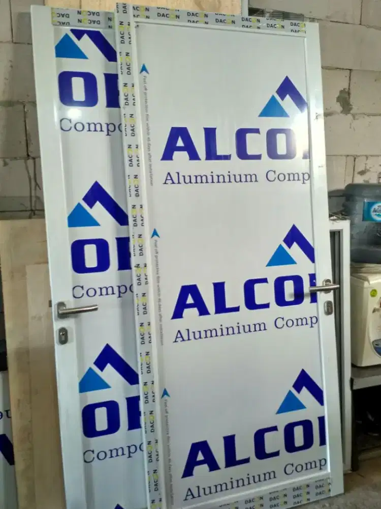 Pintu aluminium