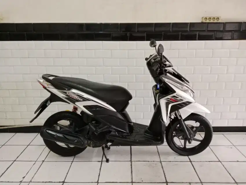 Vario techno tahun 2011 lengkap orisinil