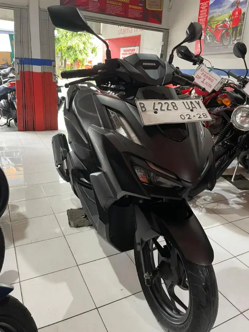 CREDIT MOTOR BEKAS Honda Vario 160 CBS TAHUN 2023 DP CUMA 1 JUTA