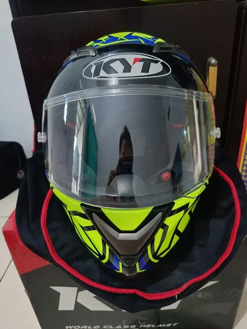 Helm KYT Falcon 2 spike yellow