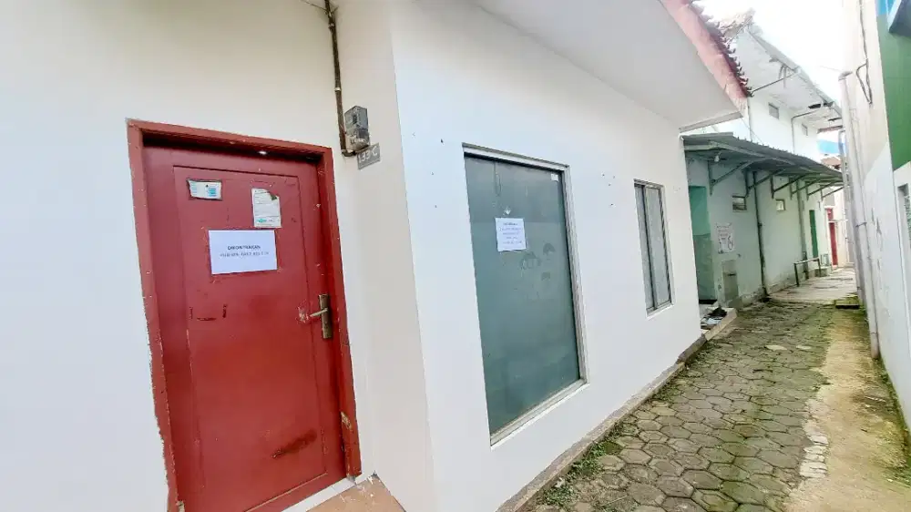 DIKONTRAKAN RUMAH Sangat Strategis