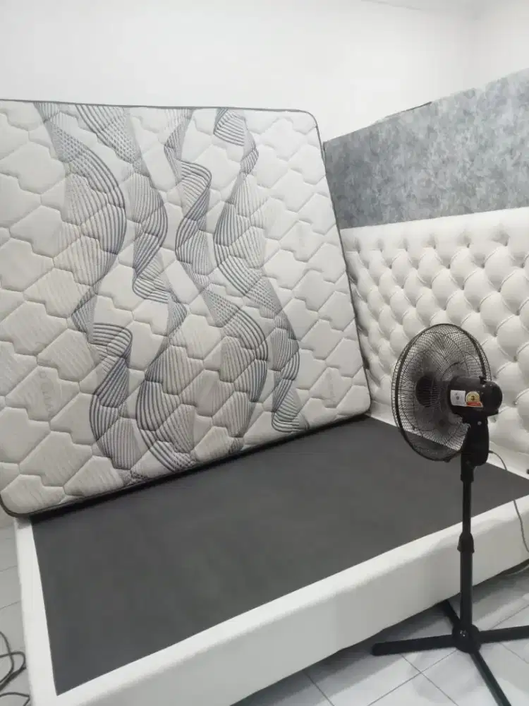 Jasa cuci kasur sofa jok mobil