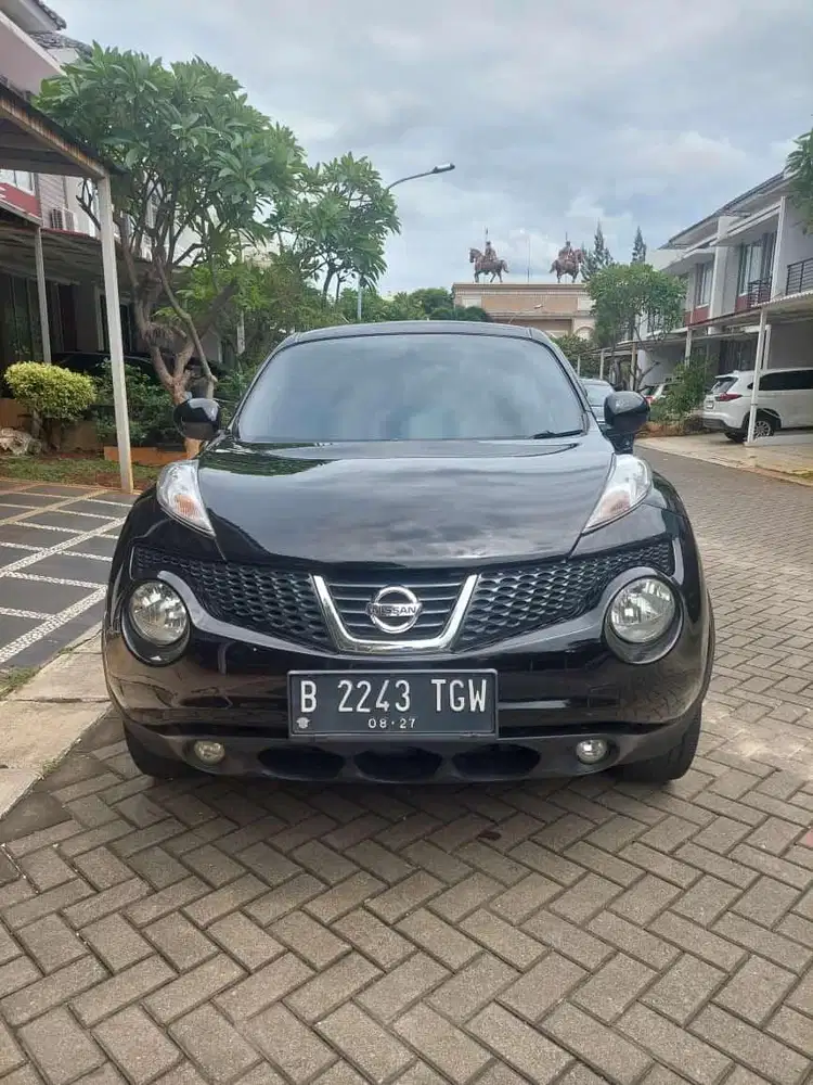 Nissan juke Rx at dp 5jt tahun 2013