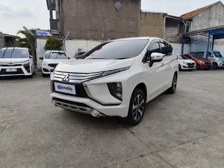 Pajak Panjang - Mitsubishi Xpander 1.5 Ultimate Bensin-AT 2018