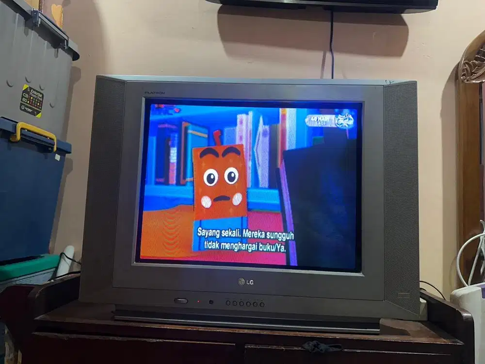 Tv tabung LG 24 inc