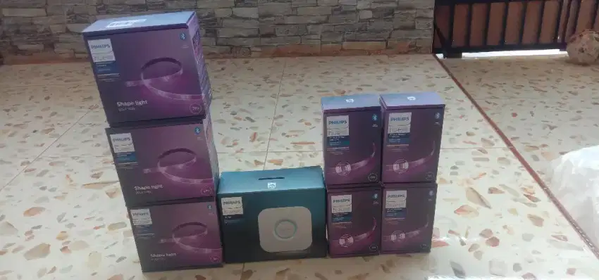Philips Hue Bridge + Led LightStrip 2m/1m