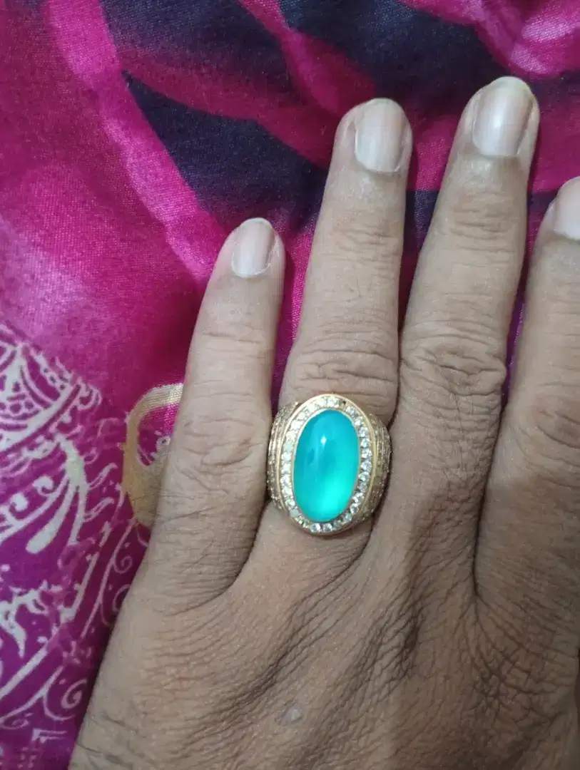 Di jual Batu Bacan Doko Majiko Super Kristal Giwang Kaca berair