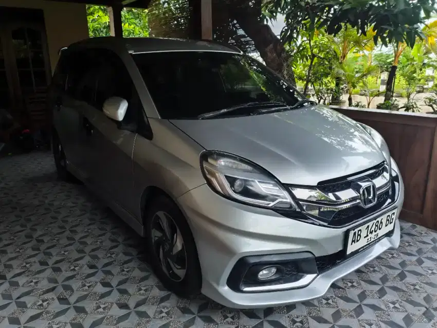 Mobilio RS 2014 CVT