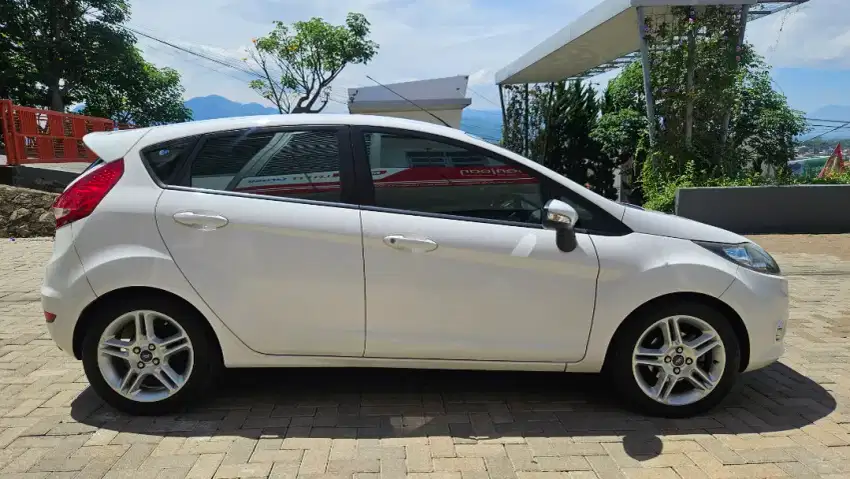 FORD FIESTA S 1.6/AT TAHUN 2012