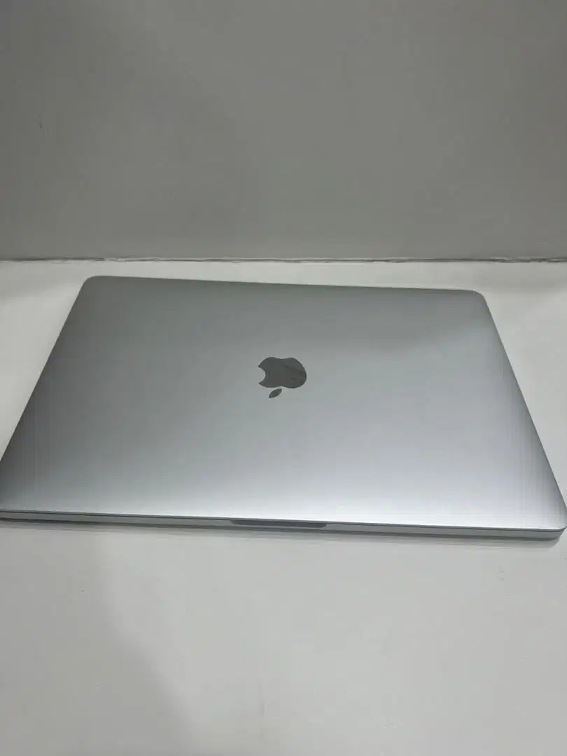 macbook air 2018  13 8/128Gb mulus no minus