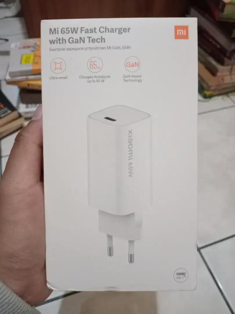 Mi 65W Fast Charger with GaN Tech