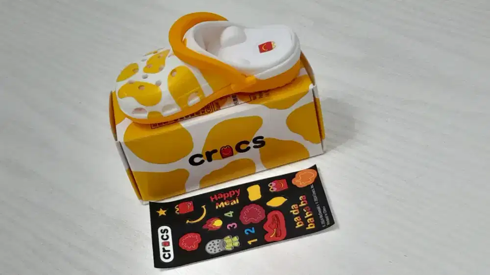 Mainan Happy Meals McDonald's SEPATU CROCS