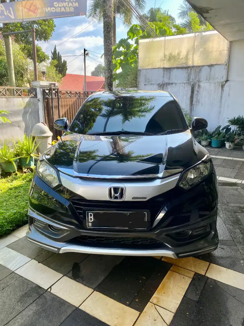 Dijual Honda HRV Type Mugen 2016