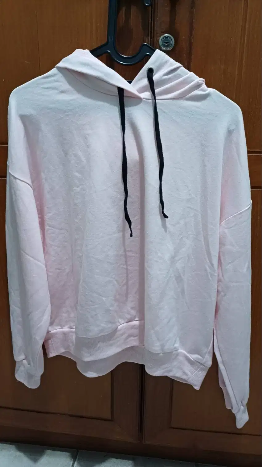 Preloved Colorbox Hodie Warna Pink