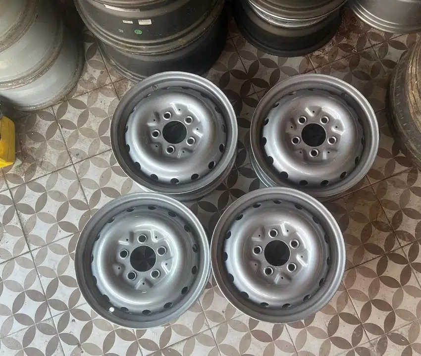 Velg Kaleng G-Class