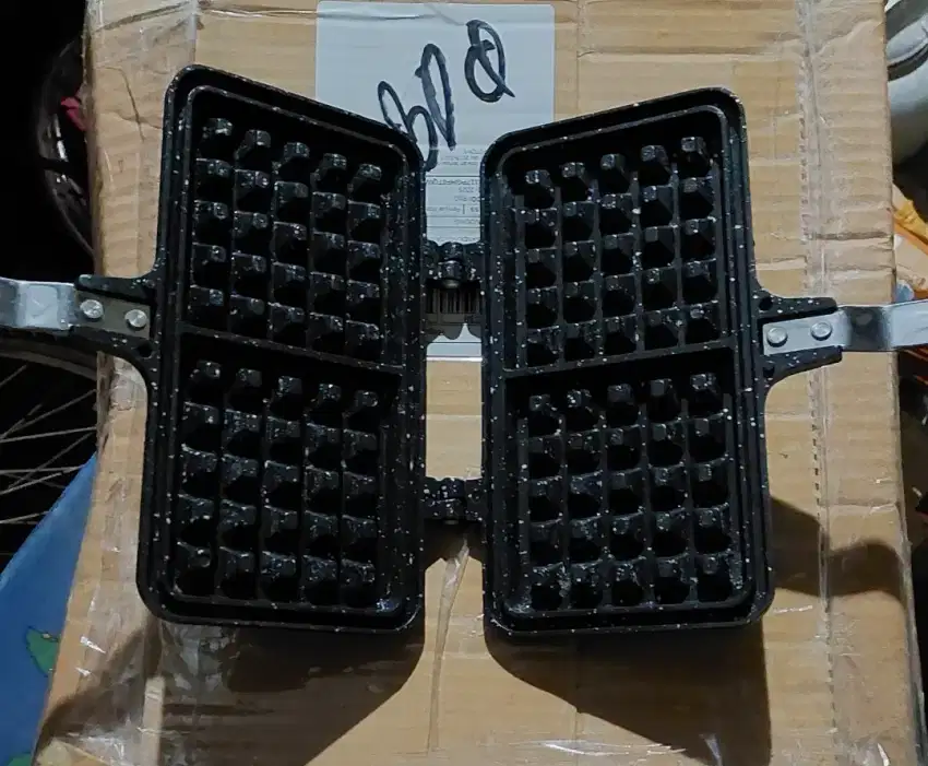Pemanggang Waffle Manual GOHAPPY