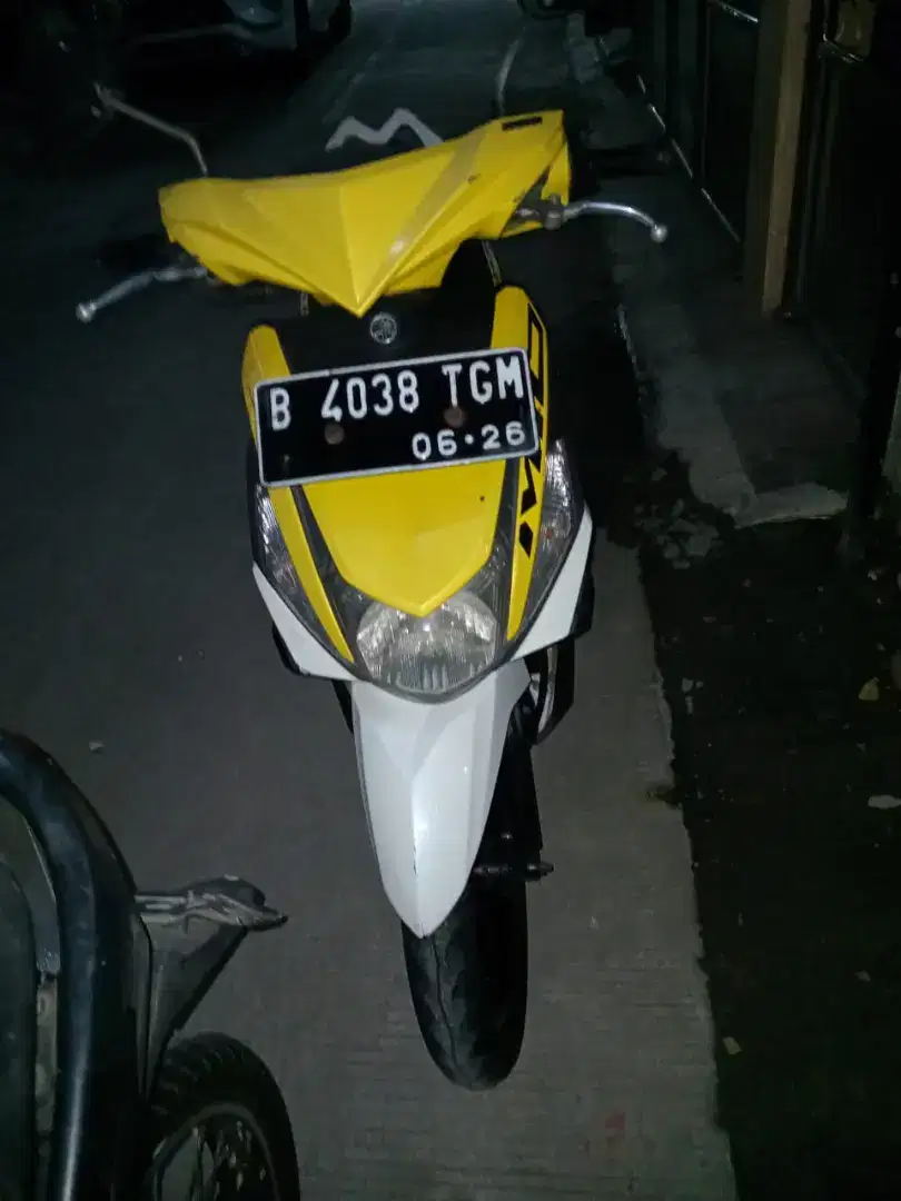 Yamaha Mio M3 2015 ss lengkap mesin bagus stater hidup plat B DKI