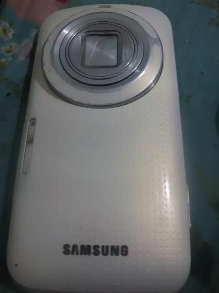 Samsung k zoom (sm c111)