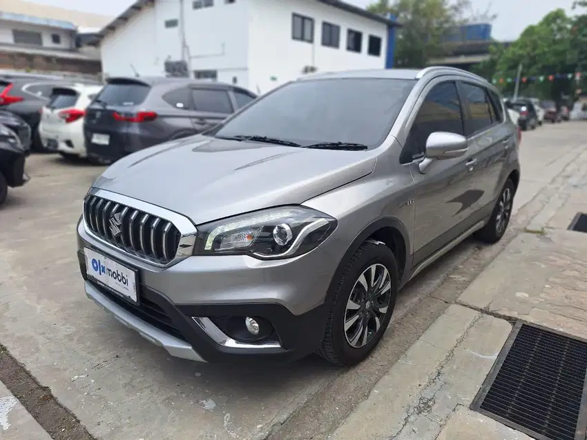 Pajak Panjang - Suzuki SX4 1.5 S-Cross Bensin-MT 2018