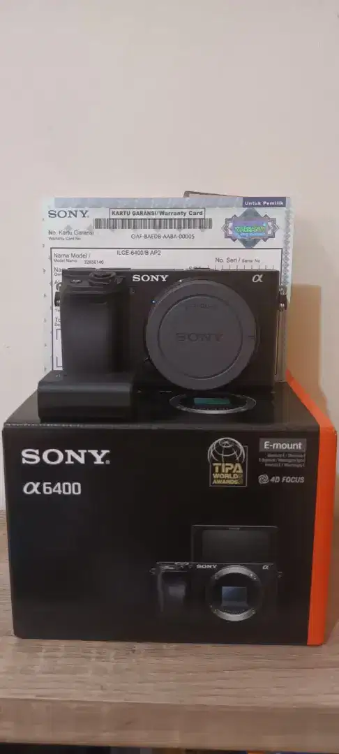 Dijual kamera sony 6400 body only