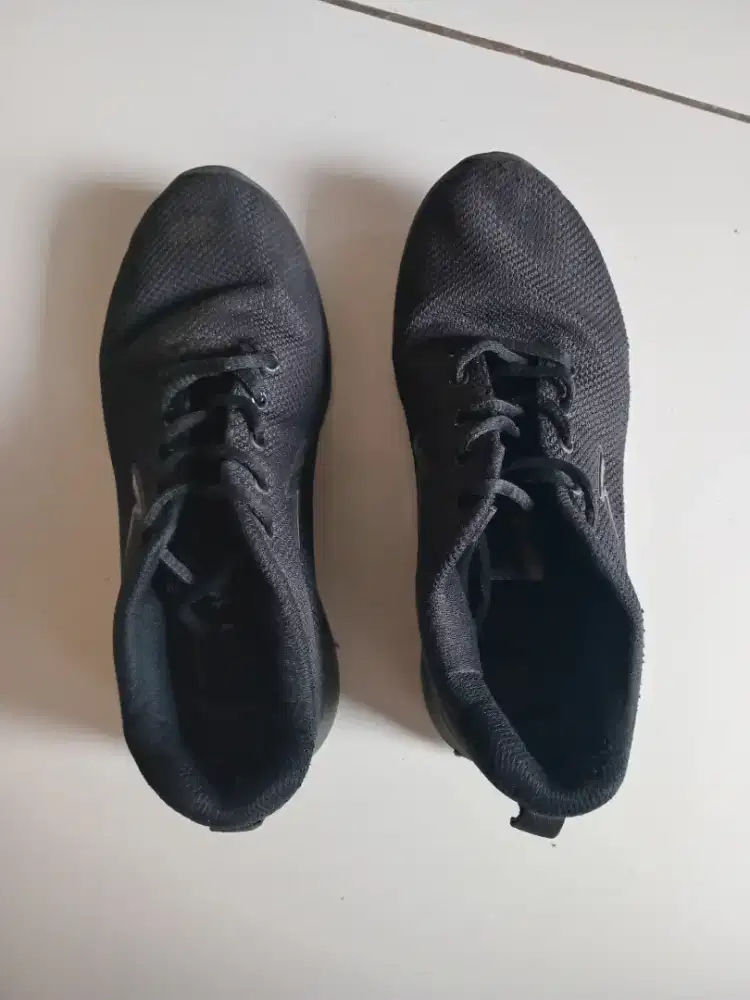 Sepatu Ando nomor 38