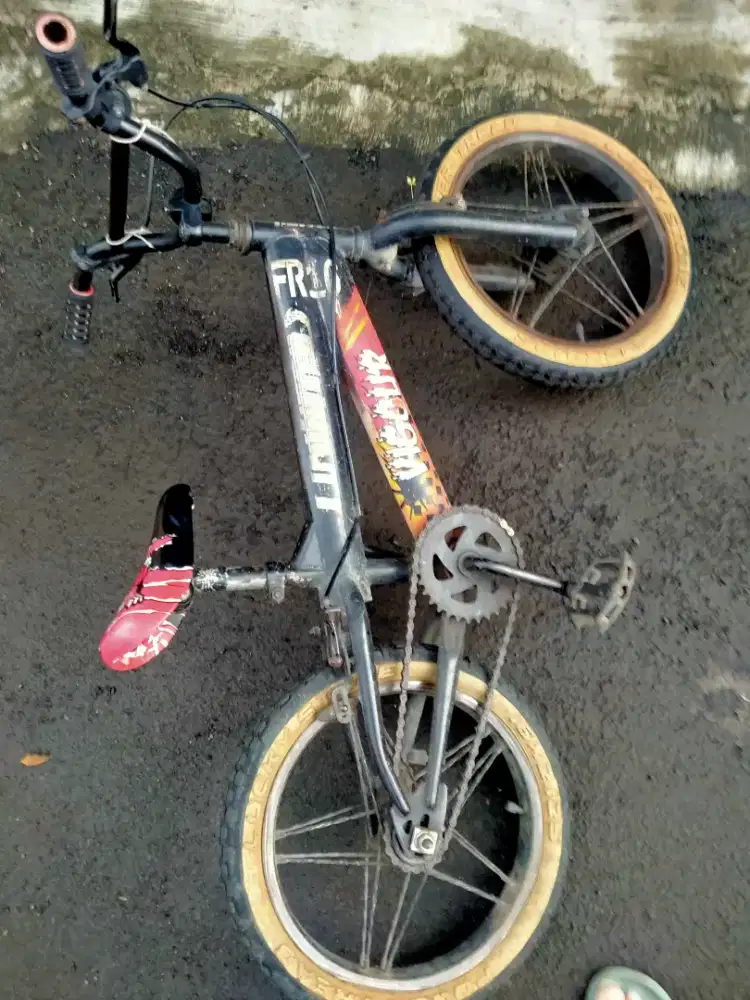 Jual 1 buah sepeda anak merk united umur 3-10th