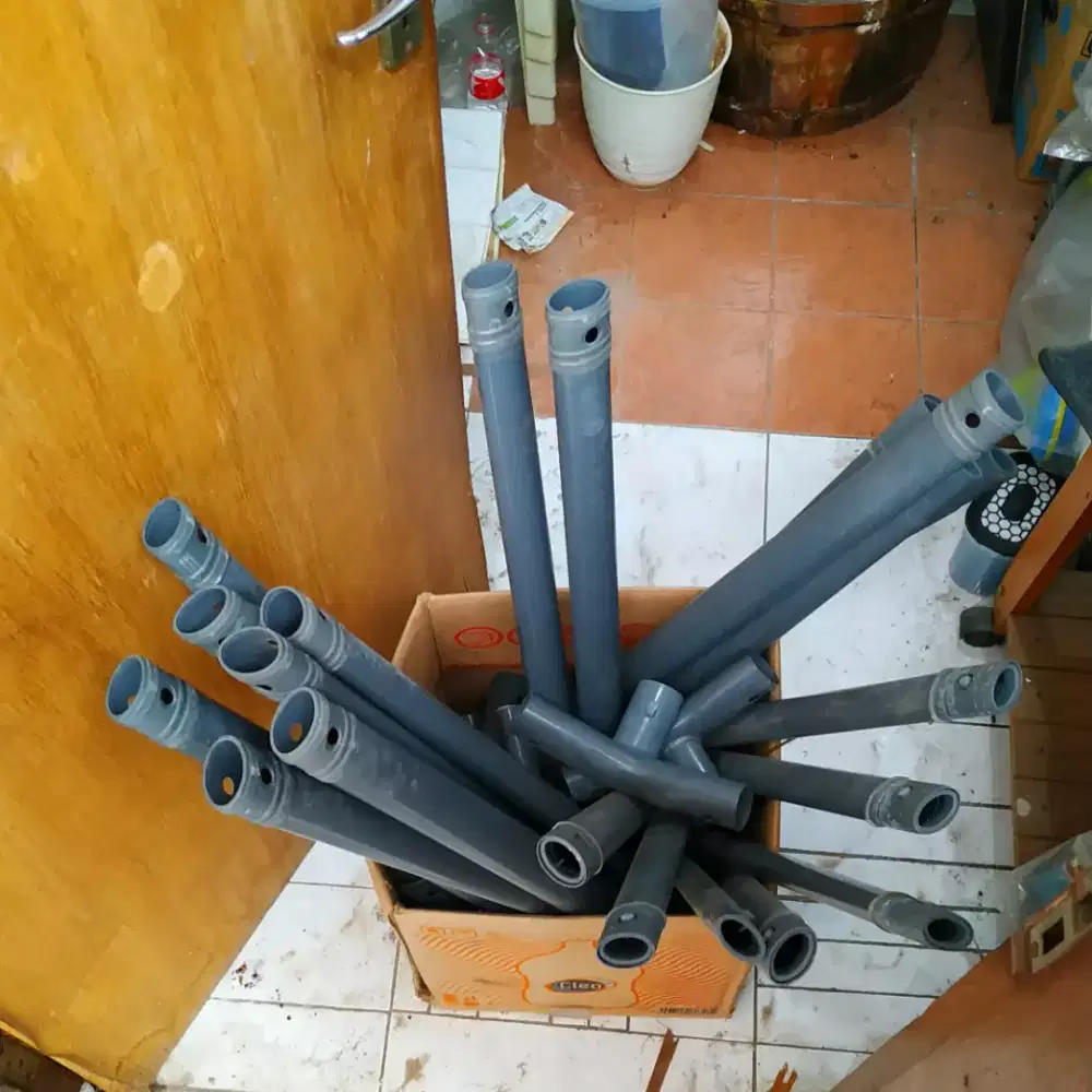 Rangka atau frame kolam renang