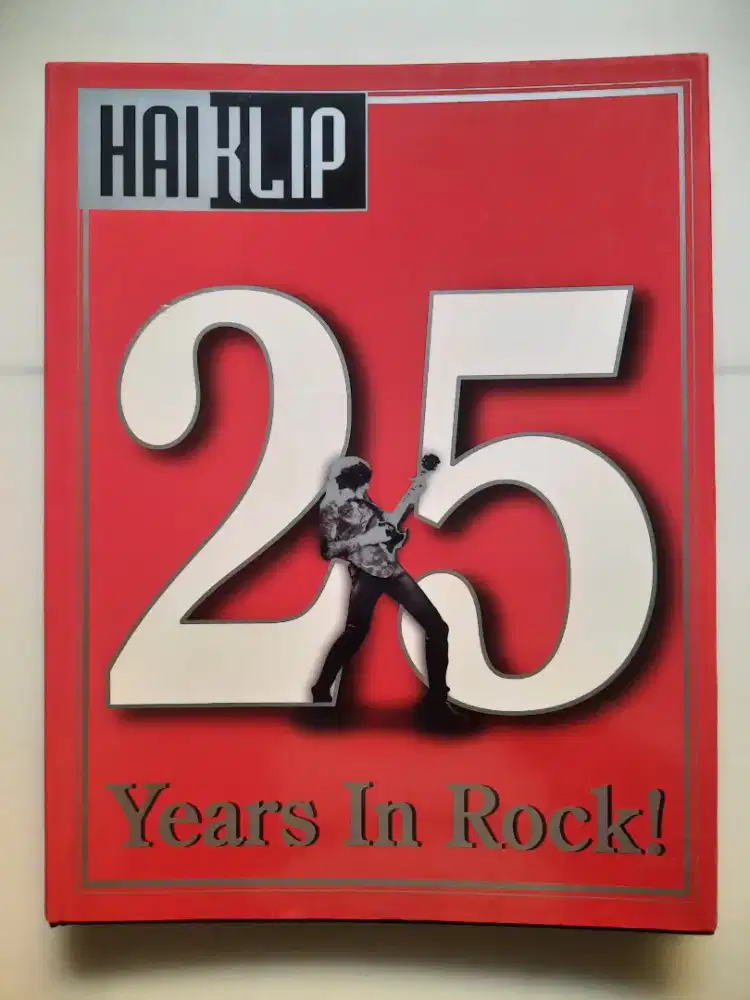 Majalah Hai klip 25 Years In Rock