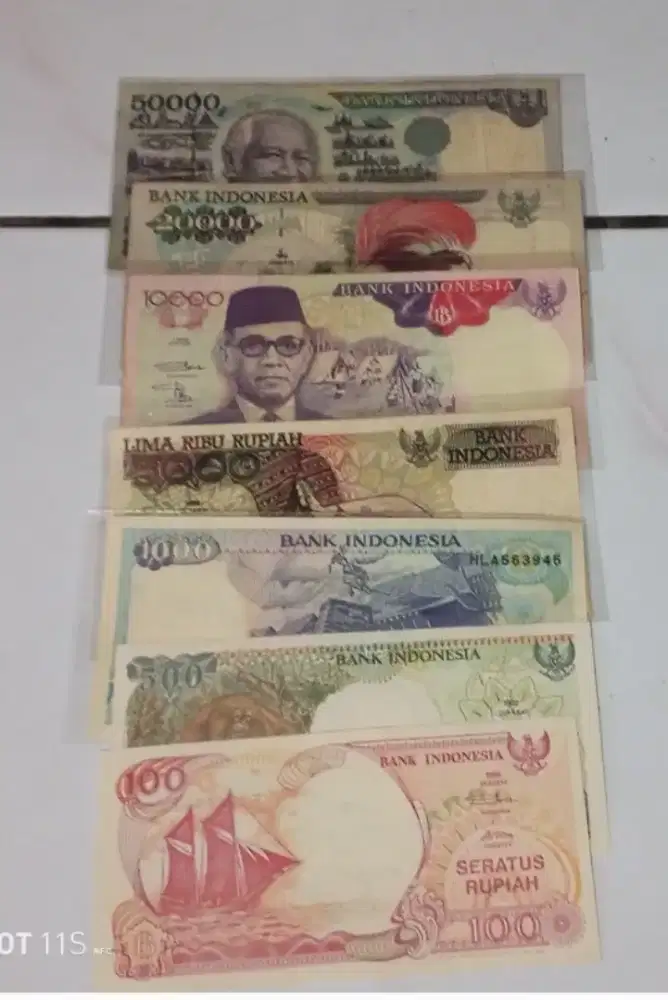 Uang kuno set 90an