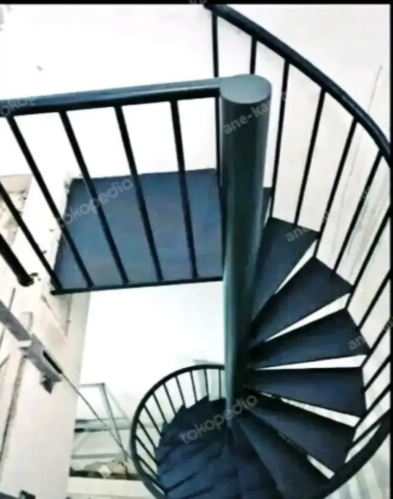 Tangga putar besi