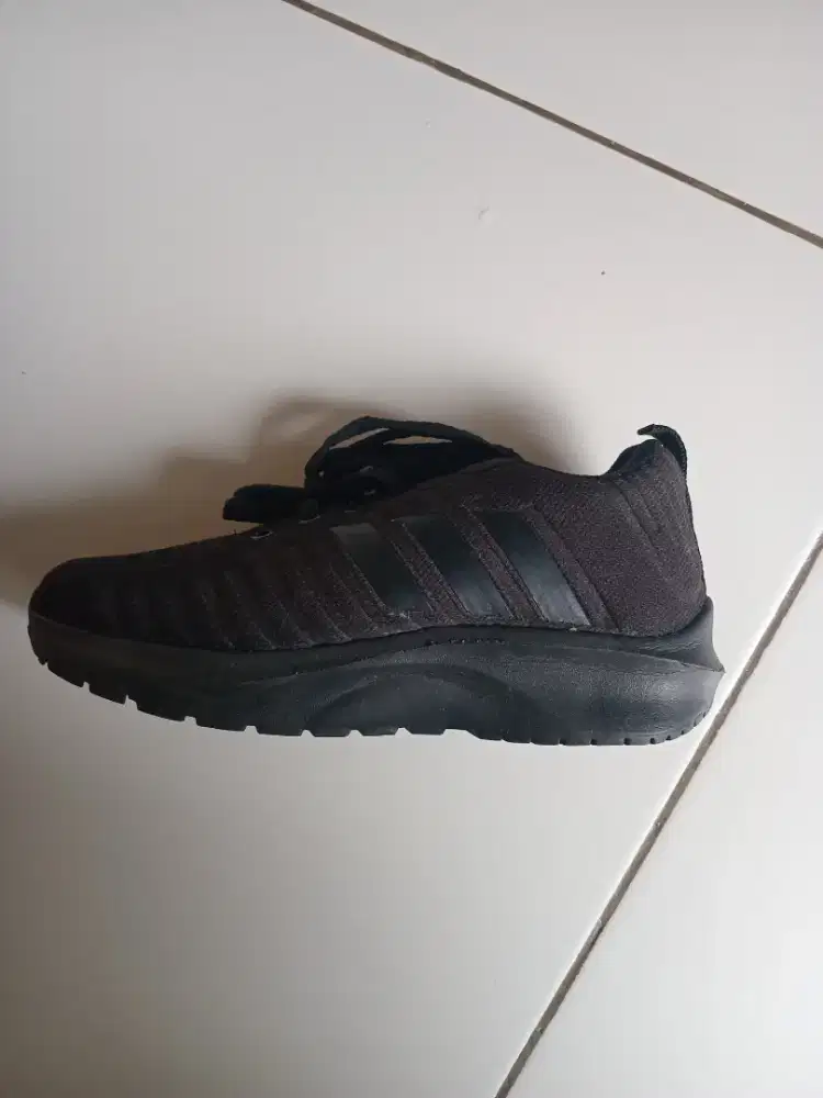 Sepatu Adidas 40