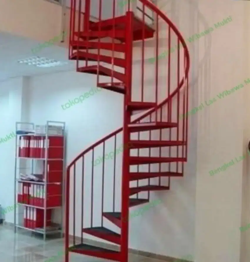 Tangga putar besi