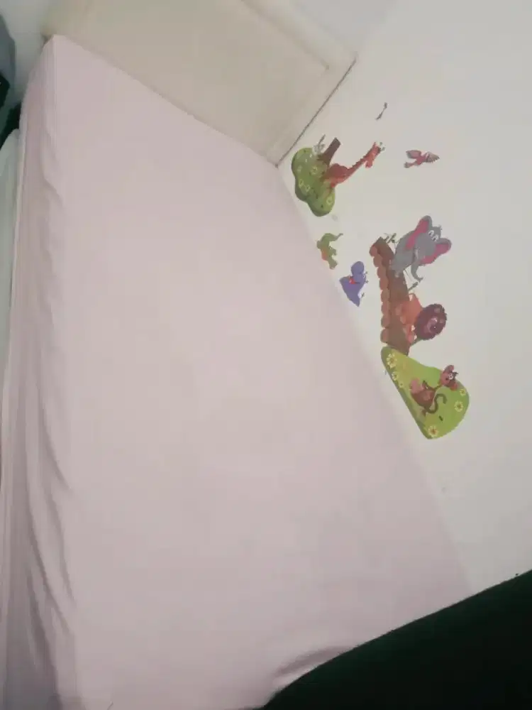 DIJUAL KASUR ATAS kondisi seperti baru