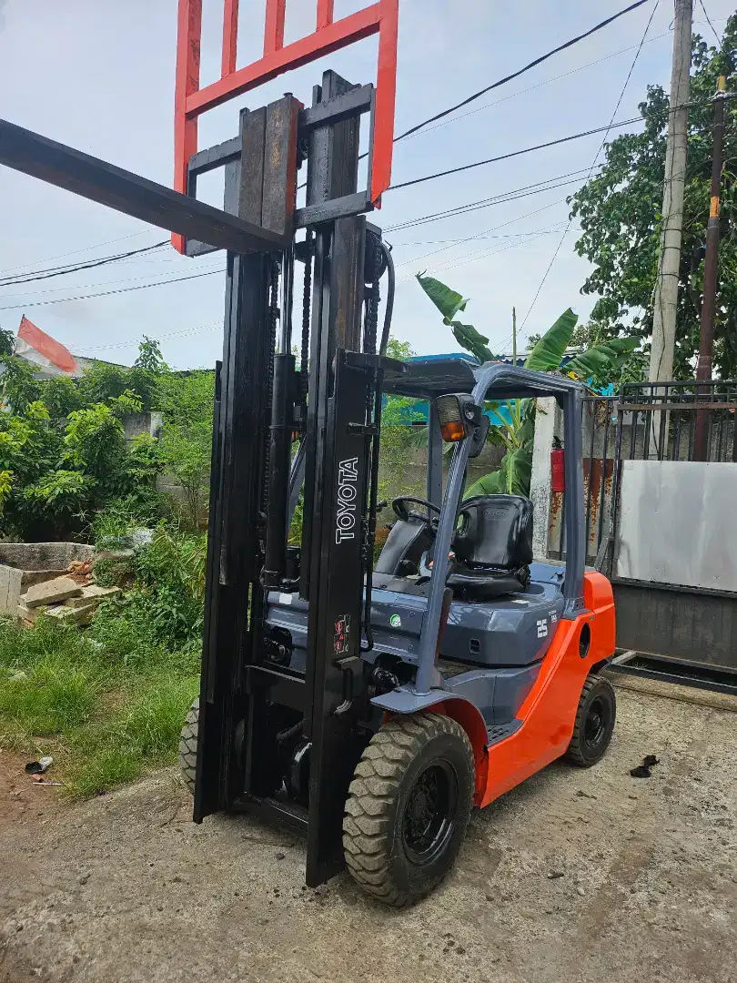 Forklift 2,5 ton toyota