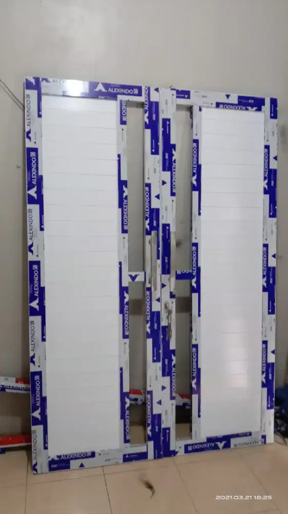 Kusen Aluminium dan kaca murah