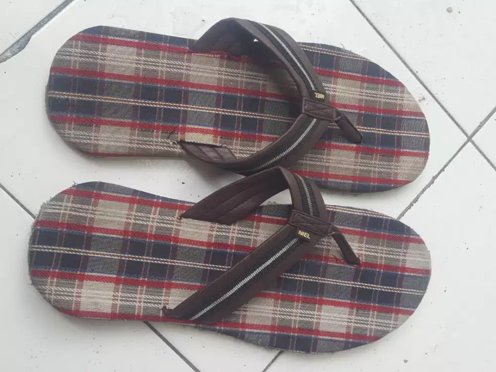 Sandal merk neil bagus no 42 43