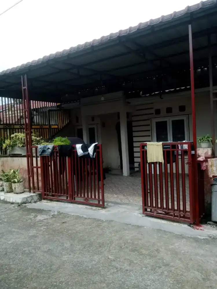 Dijual 4 rumah di perumahan Griya Mencirim Indah