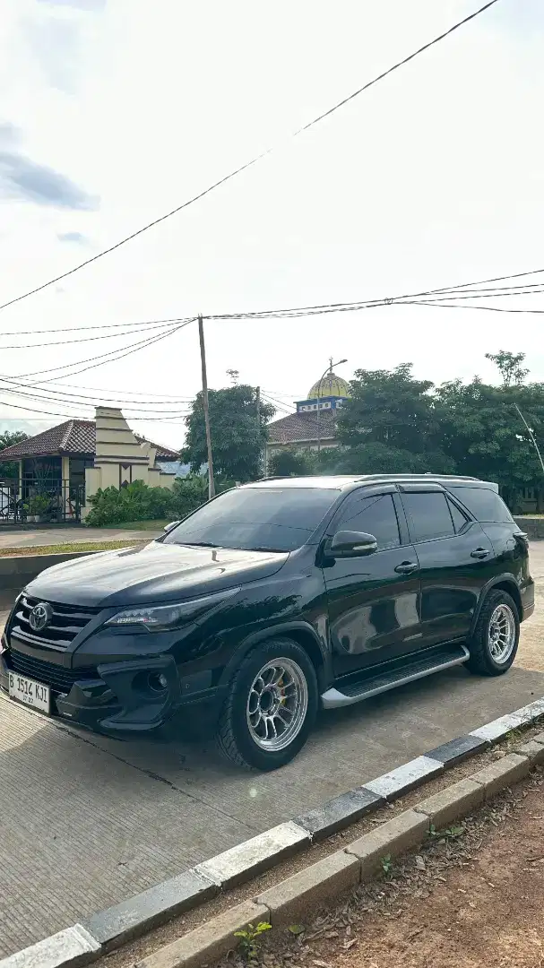 Toyota Fortuner vrz 2017