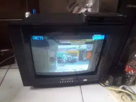 Tv tabung 14 inch merk aoyama+stb normal siap tonton nego tipis