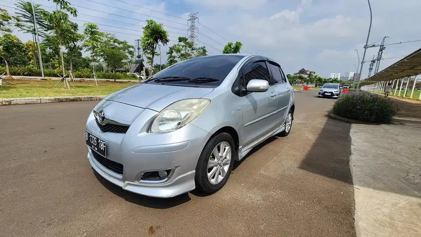 Toyota Yaris 2011 Bensin