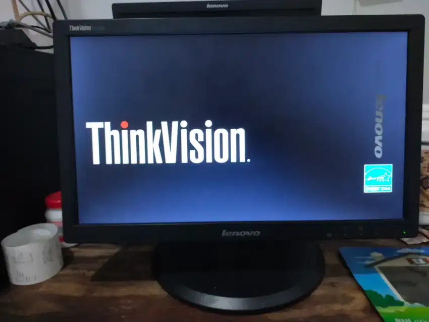 Monitor LCD Merek Lenovo ThinkVision E1922s