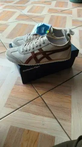 Onitsuka Mexico 66 size 43.5 new BNIB made in indonesia