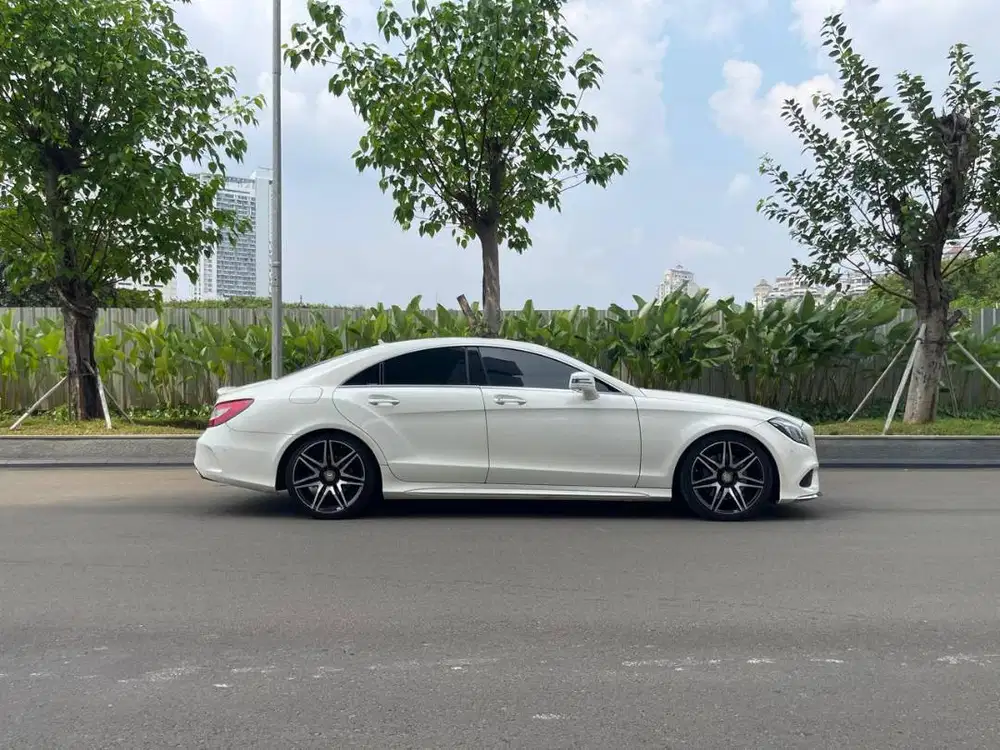 Mercedes-Benz CLS 400 (Facelift) - Pribadi